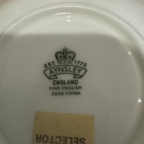 John Aynsley #2974 Bone China Tea Cup and Saucer – Light Blue with Violets - Picture 3 of 9